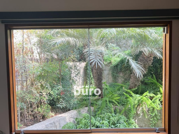 EXCLUSIVA CASA EN VENTA JARDIN, PISCINA Y DEPARTAMENTO ADICIONAL EN CASUARINAS