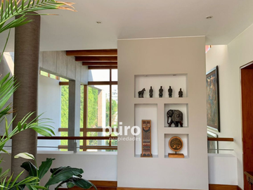 EXCLUSIVA CASA EN VENTA JARDIN, PISCINA Y DEPARTAMENTO ADICIONAL EN CASUARINAS