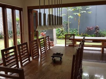Rumah Asri Setraduta dekat Pasteur, Setrasari, Sutami, Sukahaji