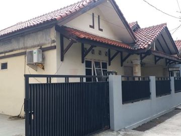 Rumah hook dalam kavling bebas banjir margahayu bekasi timur