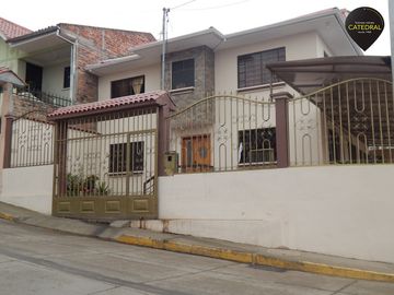 Casa de venta en Cdla.El Rosal  – código:14643