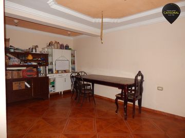 Casa de venta en Cdla.El Rosal  – código:14643