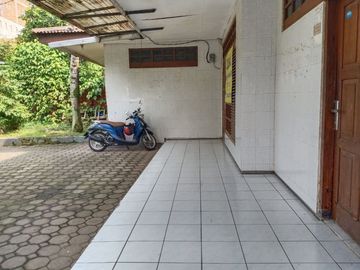 Di Jual Cepat Rumah Besar 8 Kamar Dekat Tol Pasteur Bandung