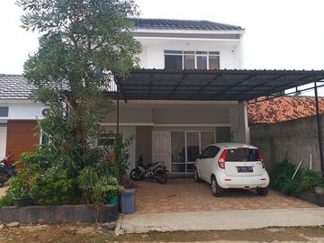 Sisa 1 unit rumah siap huni dalam cluster bebas banjir di bekasi utara