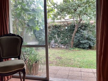 CASA EN VENTA en Las Condes 3 Dormitorios 2 Estacionamientos
