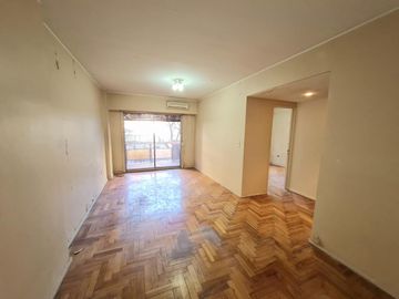 Tte. B. Matienzo 1600, 68m, 2 Dormitorios, Balcón, Lavadero, Seguridad