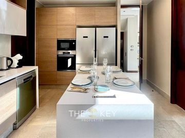 Casa Nueva en Condominio en La Dehesa 4d+3b +Sala de estar