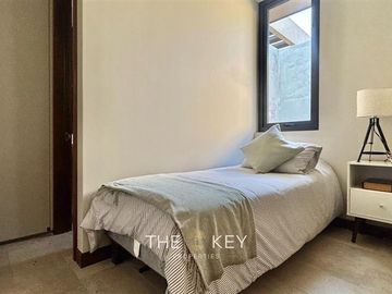 Casa Nueva en Condominio en La Dehesa 4d+3b +Sala de estar