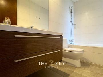 Casa Nueva en Condominio en La Dehesa 4d+3b +Sala de estar