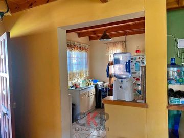 Parcela en Curacaví, 10.000 m2, casa con 4 dormitorios