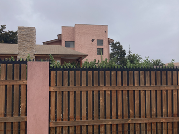 Casa en venta de 4 dorm. en Coquimbo