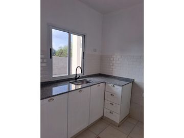 VENTAS DE CASAS EN COMPLEJO CERRADO 2 DORMITORIOS