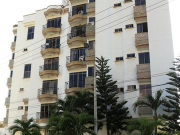 apartamento en venta en altos de riomar. Cod V7642