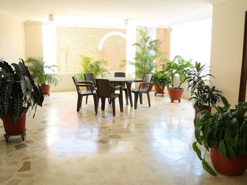 apartamento en venta en altos de riomar. Cod V7642