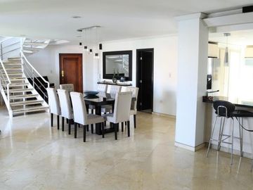 apartamento en venta en altos de riomar. Cod V7642
