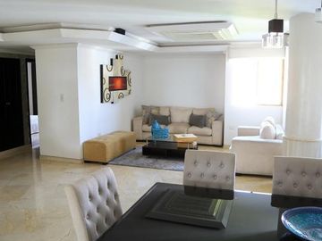 apartamento en venta en altos de riomar. Cod V7642