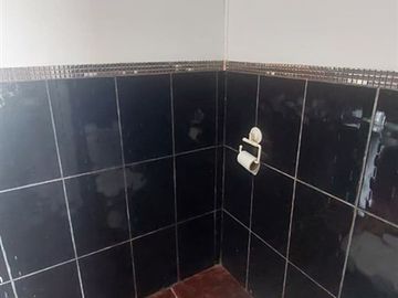 Casa en venta de 2 dorm 2 B,1E. en Concón