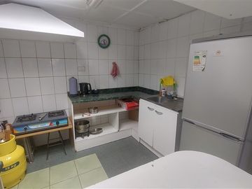 Casa en venta de 2 dorm 2 B,1E. en Concón