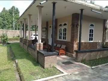 Dijual rumah semi villa dekat alun-alun pengging Boyolali