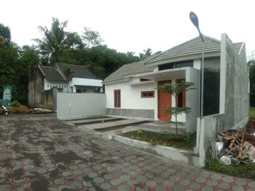 Rumah Minimalis dalam Cluster dekat RSUD Sleman