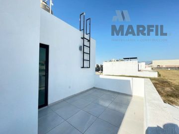 Venta de Casa de 3 Recámaras a un costado de City Club, Villa de Álvarez Colima