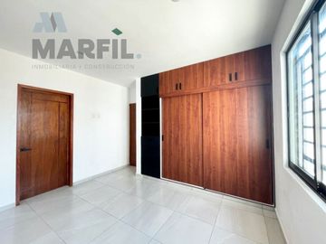 Venta de Casa de 3 Recámaras a un costado de City Club, Villa de Álvarez Colima