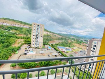 apartamento en venta en variante la floresta. Cod V102745