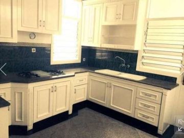 Jual Rumah mewah di Jalan Brawijaya Kebayoran Baru 2 Lantai siap huni!