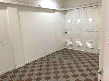 Jual Rumah mewah di Jalan Brawijaya Kebayoran Baru 2 Lantai siap huni!