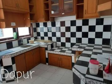 Rumah Hunian Nyaman Aman Lokasi Di Galaxy Bumi Permai, Sukolilo