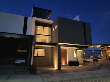 VENTA DE CASA EN NUEVO REFUGIO, QUERETARO