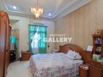 Rumah Komplek Raffles Indah Jalan Alfalah - Yos Sudarso MEDAN