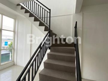 Ruko Raya Rungkut Sisa 1 Unit Cocok Utk Kantor/Usaha