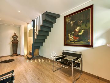OPORTUNIDAD!!!! Impecable Triplex orientación norte, con azotea