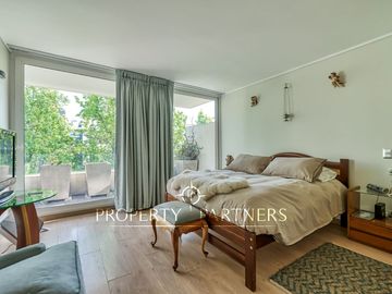 OPORTUNIDAD!!!! Impecable Triplex orientación norte, con azotea