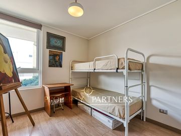 OPORTUNIDAD!!!! Impecable Triplex orientación norte, con azotea
