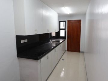 Spacious Brand New House and Lot for Sale at Executive Subd. w/ 5 Bedrooms, 4 Car Garage in Filinvest 2 PH1198