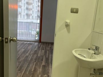 COMODO Departamento en venta de 2D2B1E1B. en Viña del Mar