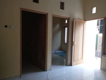 Dalam Lingkungan Nasionalis dan Asri Rumah Jogja 3 menit wisata Goa Sentono