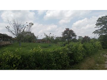 SE VENDE FINCA EN PUEBLO TAPAO