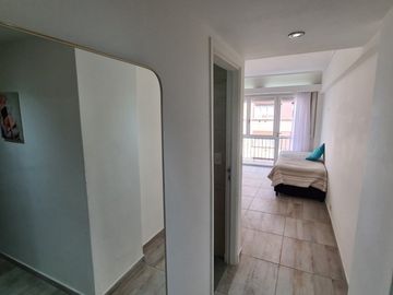 Venta - Departamento dos ambientes con balcón saliente - Falucho 2027 - Plaza Colon