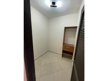 Embassy Club, 2 Recamaras Linea Blanca Clayton-