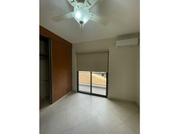 Embassy Club, 2 Recamaras Linea Blanca Clayton-