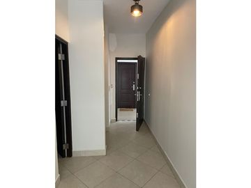 Embassy Club, 2 Recamaras Linea Blanca Clayton-