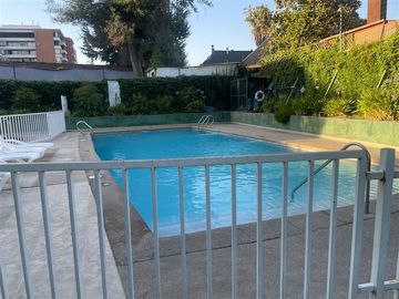 Departamento en venta .Oriente. Luminosos. Lo Barnechea