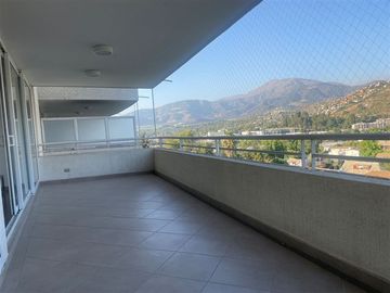 Departamento en venta .Oriente. Luminosos. Lo Barnechea