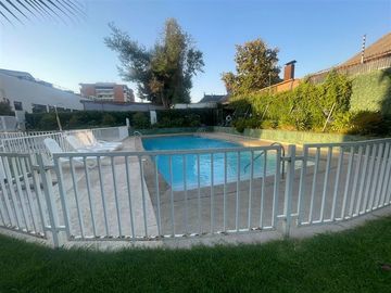 Departamento en venta .Oriente. Luminosos. Lo Barnechea