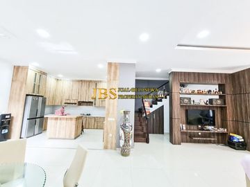 Dijual Villa Siap Huni Furnished Komplek Citraland Gama City Cluster Grenadines