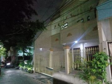 RUMAH 2,5 LANTAI LEBAK REJO KENJERAN, Strategis