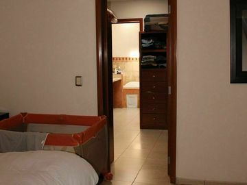OPORTUNIDAD CASA VENTA DE 2 LOTES A PRECIO DE 1. JARDIN REAL COTO 6